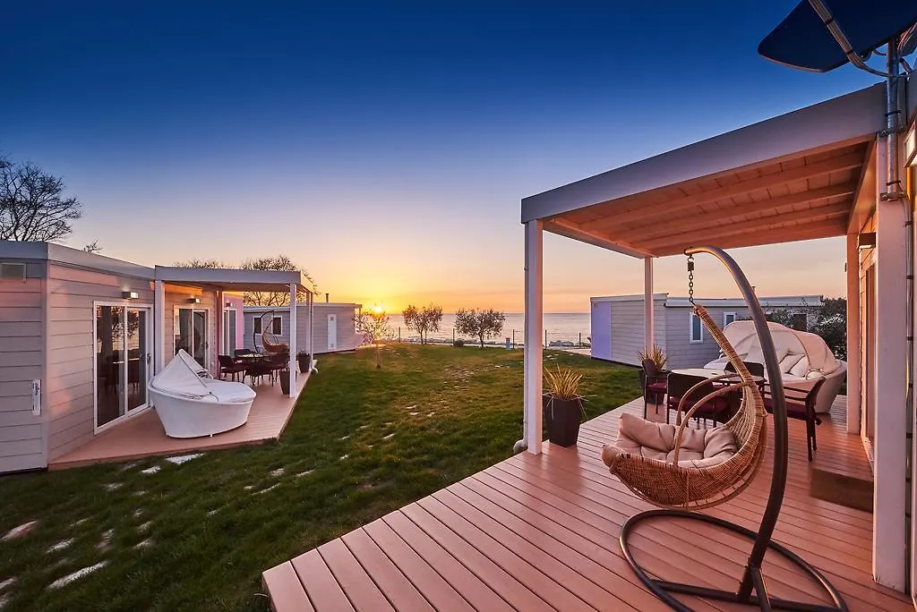 Mobile Homes Sunset Beach Zambratija
