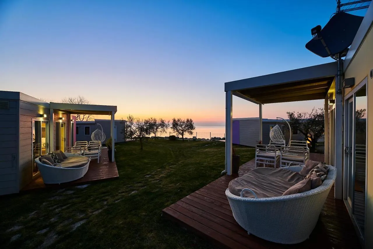 Mobile Homes Sunset Beach Zambratija